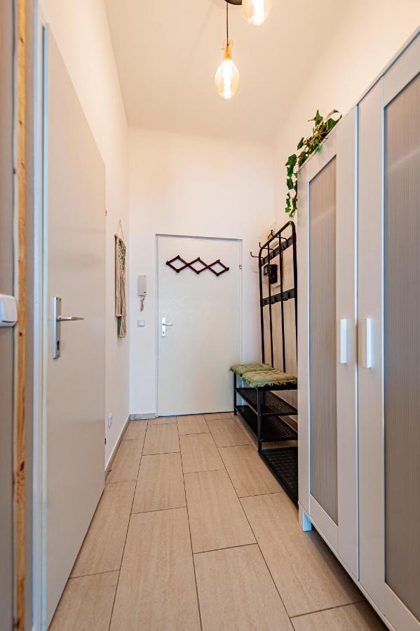 My City Apartment- Vienna Jungle Room Eksteriør billede