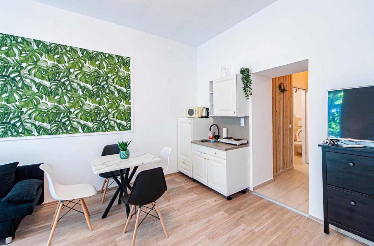 My City Apartment- Vienna Jungle Room Eksteriør billede